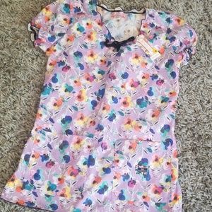 Nwt🆕️ koi limited edition xxs scrub top